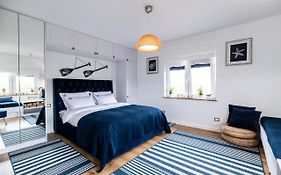 BLUE MARINE APARTAMENT 19 z Tarasem i widokiem na morze przy plaży